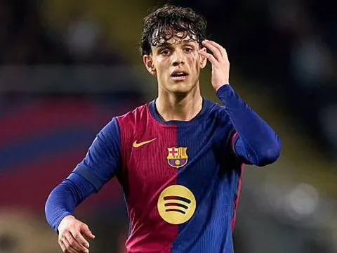 Barcelona ra quyết định về tương lai Hector Fort