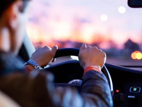 Sự khác biệt giữa đàn ông có xe hơi và không có xe hơi: Ai cũng nên biết điều này trước khi đánh giá