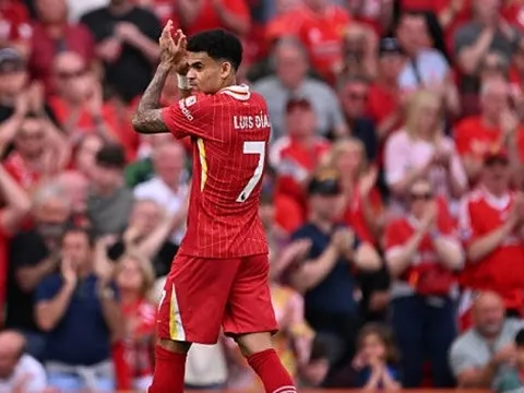 Luis Diaz và bài toán trung phong của Liverpool mùa hè này