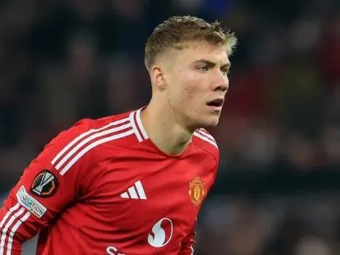 Hojlund chạm bóng 15 lần, Man Utd thêm lo ngại tiền đạo 72 triệu bảng