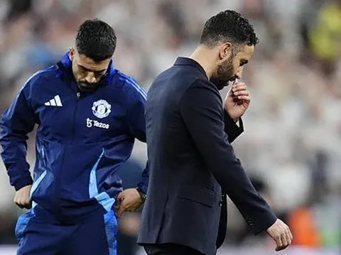 Thua Europa League, cổ phiếu của MU tụt giá