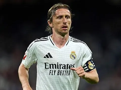 Màn chia tay giữa Real Madrid và Luka Modric là điều phải đến
