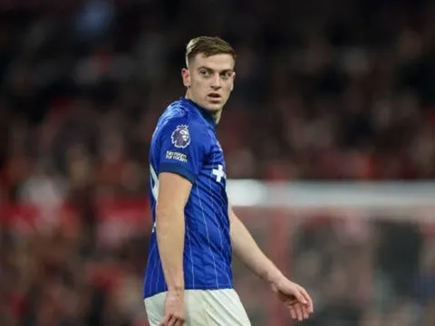 Delap rời Ipswich: HLV McKenna xác nhận; MU và Chelsea theo sát