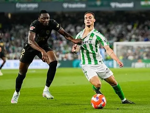 Antony nổ súng, Betis bị Valencia cầm chân trên sân nhà