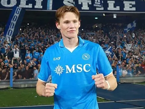 Lý do nào khiến Man United quyết định bán Scott McTominay?