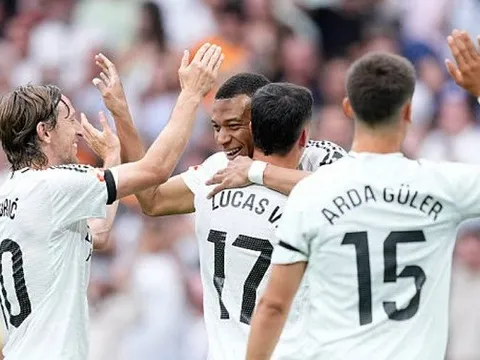 Real Madrid 2-0 Real Sociedad: VAR lên tiếng; Đẳng cấp song sát