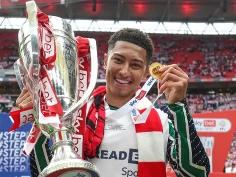 Jobe Bellingham phản bác chuyên gia Sky Sports, tự hào về tập thể Sunderland