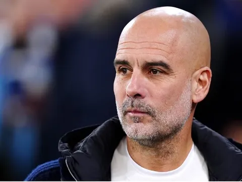 Pep Guardiola nói về mùa giải thất vọng: “Ngã thì đứng dậy, làm lại”