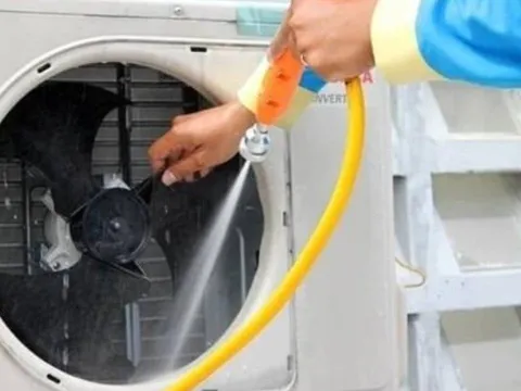 Cục nóng điều hòa kêu to như xay lúa? Dùng ngay mẹo nhỏ này để máy chạy êm ru, không cần gọi thợ!