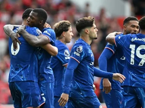 Nottingham Forest 0-1 Chelsea: Colwill lập công; The Blues dự Champions League
