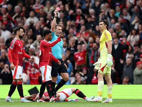MU 2-0 Aston Villa: Bước ngoặt thay đổi cục diện; Lời chia tay đẹp của Eriksen