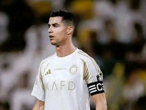 Ronaldo sắp rời Al-Nassr, được mời gọi dự Club World Cup 2025