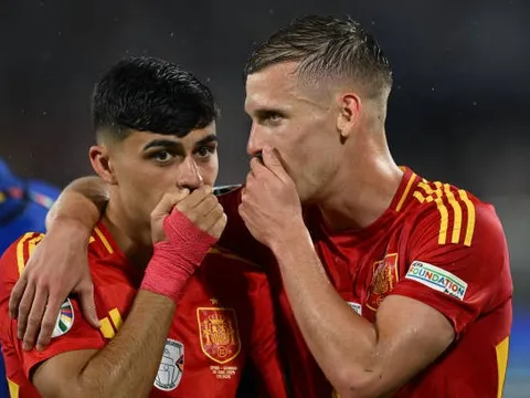 Barca lên kế hoạch đặc biệt cho Pedri và Olmo
