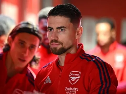 Chia tay Arsenal, Jorginho trở lại Brazil sau gần hai thập kỷ