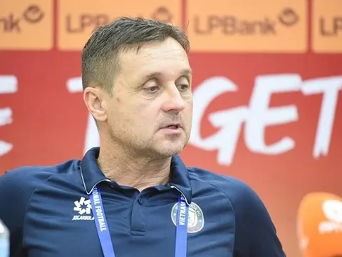 HLV Tomislav Steinbruckner: Thanh Hóa mất điểm vì sợ thua