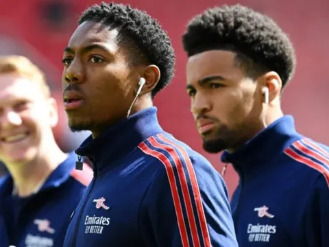 Arsenal và bài toán PSR: Nguy cơ mất lợi thế tài chính nếu hai tài năng trẻ ra đi