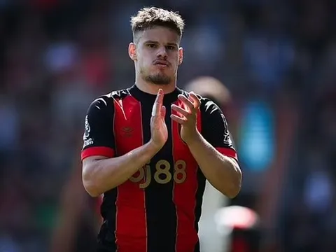Milos Kerkez gật đầu với Liverpool, thương vụ đang vào guồng