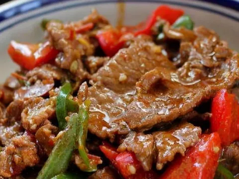 Thịt bò ngâm trong thứ này 5 phút, xào lên thịt thơm mềm, mọng nước, ngon như nhà hàng 5 sao