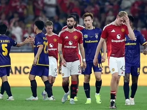 Thua bạc nhược ASEAN All-Stars, Amorim chỉ trích các cầu thủ MU