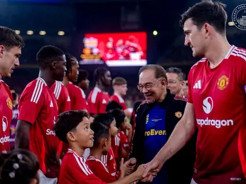 Thủ tướng Malaysia: "Tôi hy vọng Man United không xuống hạng"