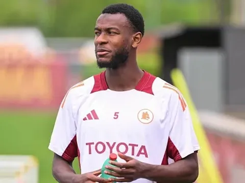 Roma giữ chặt Ndicka giữa tin đồn Arsenal và PSG quan tâm
