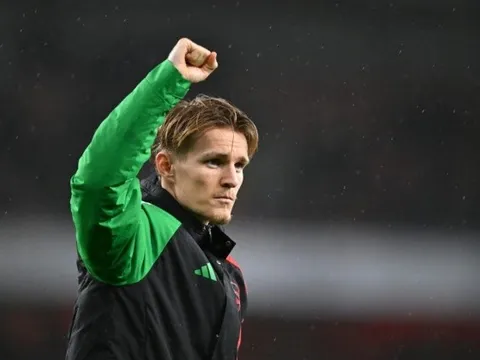 Arsenal mùa mới: Zubimendi đến, Odegaard thăng hoa trở lại với bộ 3 quyền lực giữa sân