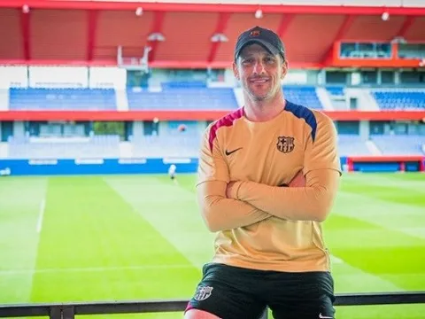 CHÍNH THỨC! Belletti trở lại Barca Atletic với vai trò HLV trưởng