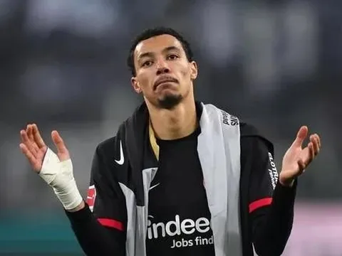 Fabrizio Romano xác nhận Liverpool liên hệ chặt chẽ với tiền đạo Hugo Ekitike