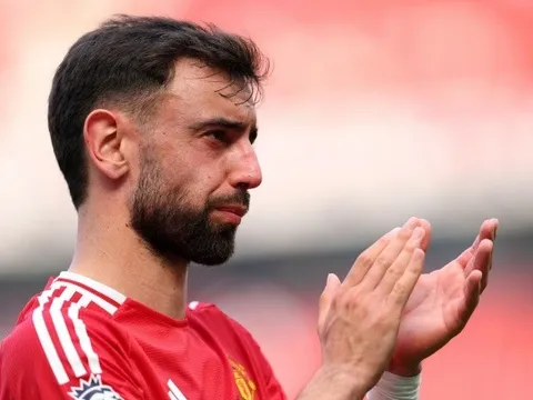 Man United đối mặt bài toán nan giải nếu mất Bruno Fernandes
