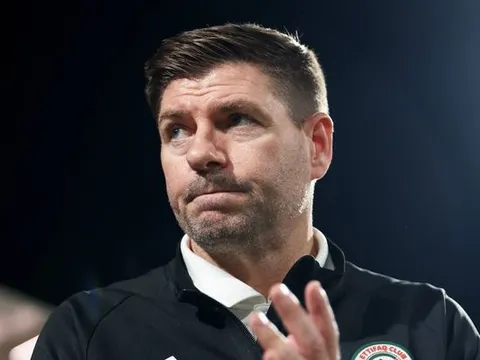 Đã đến lúc Steven Gerrard trở lại Liverpool