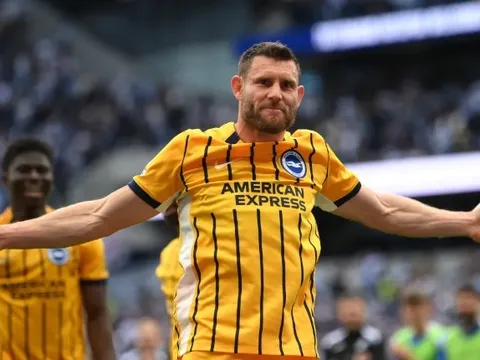James Milner khoe vóc dáng săn chắc ở tuổi 39