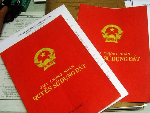 Dù đã công chứng hợp đồng mua bán nhà đất, nhưng từ nay, có 3 trường hợp không thể sang tên sổ đỏ