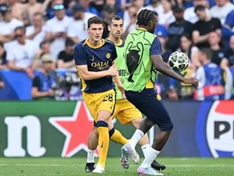 Pavard đá chính, Inter ra sân với đội hình mạnh nhất