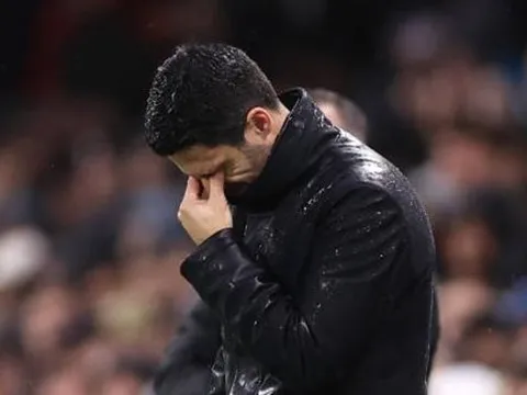 Arsenal sẽ phải sửa chữa sai lầm sau một mùa giải đáng quên