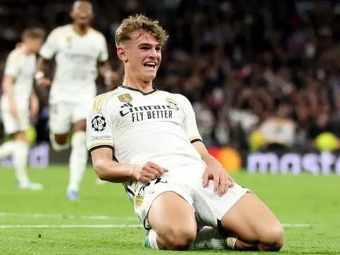 Nico Paz phản hồi về tin đồn trở lại Real Madrid