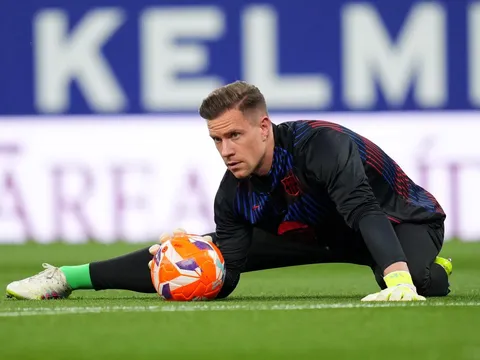 Ban huấn luyện Barca có quyết định bất ngờ về vị trí thủ môn