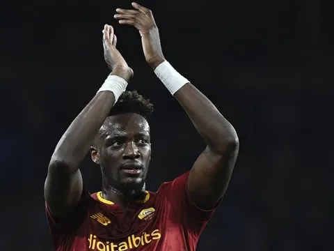 Man Utd chuyển hướng, nhắm đưa trò cưng Mourinho về Premier League