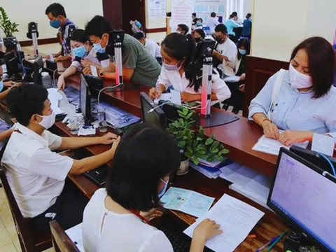 Từ 30/6/2025: Cán bộ, công chức không làm được việc này sẽ bị coi là không đáp ứng yêu cầu công việc