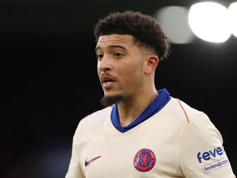 Không giảm lương, Sancho phải rời Chelsea để trở lại MU