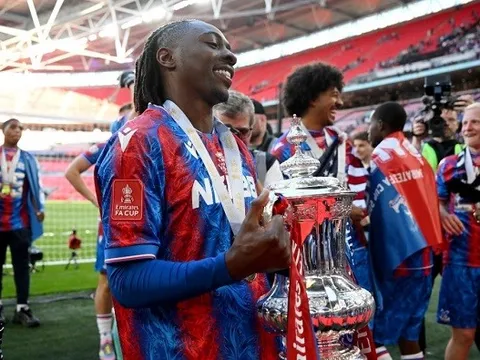 Bayern Munich tiếp tục săn đón ngôi sao của Crystal Palace, Eze