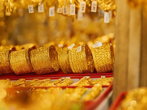 Bảng giá vàng 9999 24K 18K SJC DOJI PNJ hôm nay 2/6/2025