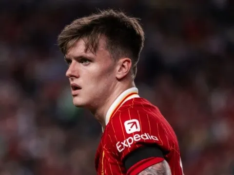 Everton bất ngờ theo đuổi Ben Doak từ Liverpool