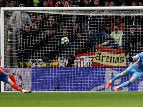 CHÍNH THỨC! Champions League sửa luật đá phạt đền vì tai nạn của Julian Alvarez