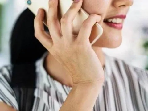 10 hành vi bất lịch sự trong giao tiếp hiện đại – số 1 là sai lầm mà nhiều người mắc phải