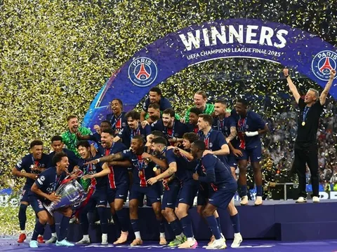 Desire Doue - Từ kẻ kế vị Messi, Mbappe đến người hùng Champions League của PSG!