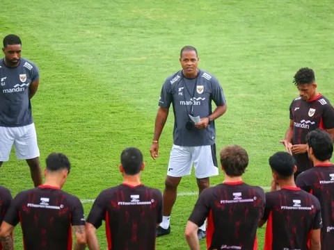 Cách Patrick Kluivert chọn 23 cầu thủ đội tuyển Indonesia đối đầu Trung Quốc