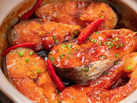 Kho cá chỉ cần bỏ loại nước này: Mọi loại cá đều không tanh, thơm ngon đẹp mắt nhìn là muốn ăn ngay