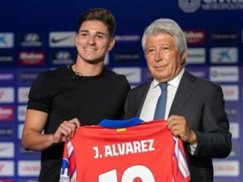 Atletico có câu trả lời cho Liverpool vụ Julian Alvarez