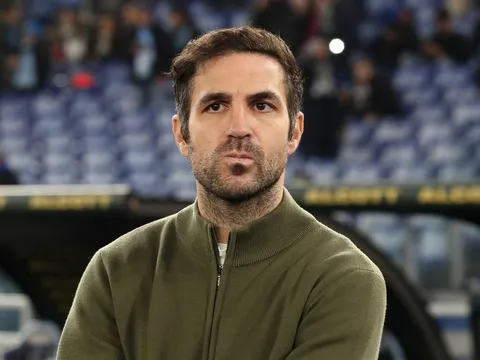 Inter nhắm Hojlund, Fabregas từng "bật đèn xanh" cho thương vụ