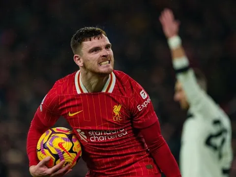 Andy Robertson chỉ trích sai lầm chuyển nhượng của Man United